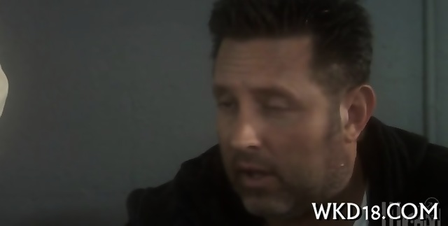 Pal Satisfies Sexy Cutie