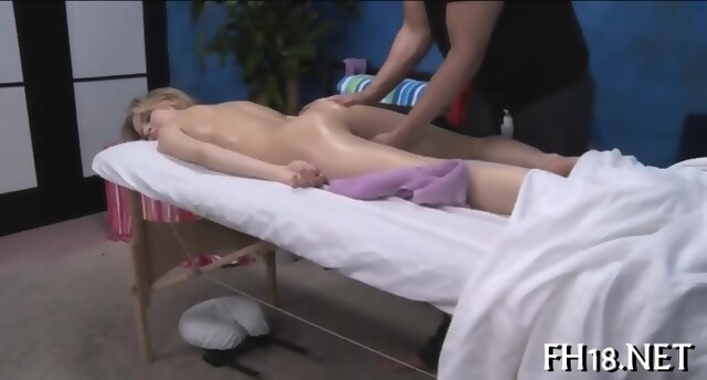 Exploring Chicks Love Tunnel