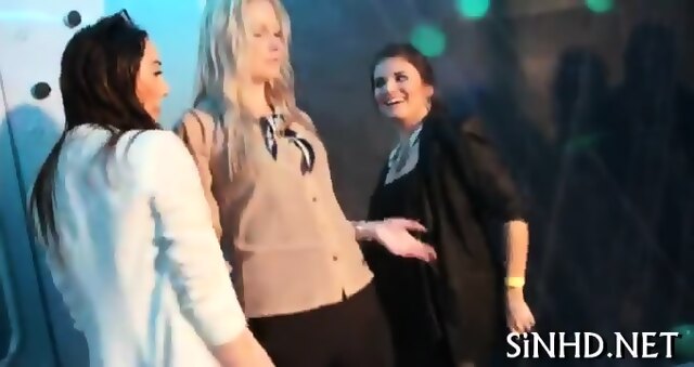 Raunchy And Wet Partying