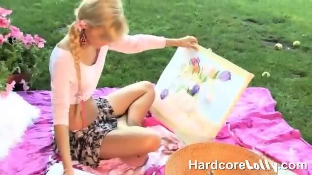 Blonde Teen Hottie Gets All Horny