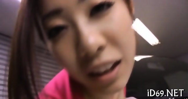 Explicit Pussy Sharing