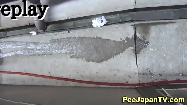 Asian Babe Streams Piss