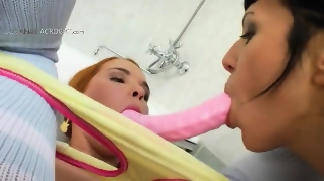 Exclusive Bum Dildoing Of Lesbians