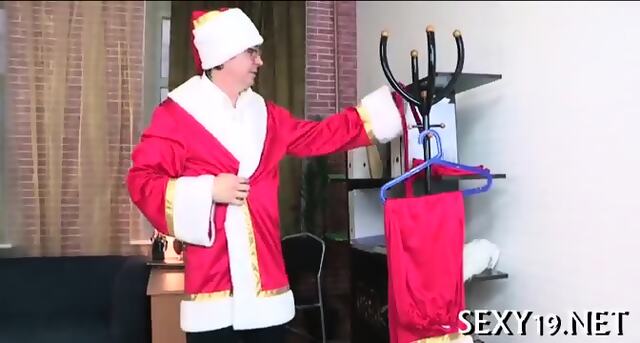 Young Chick Having Wild Fucking