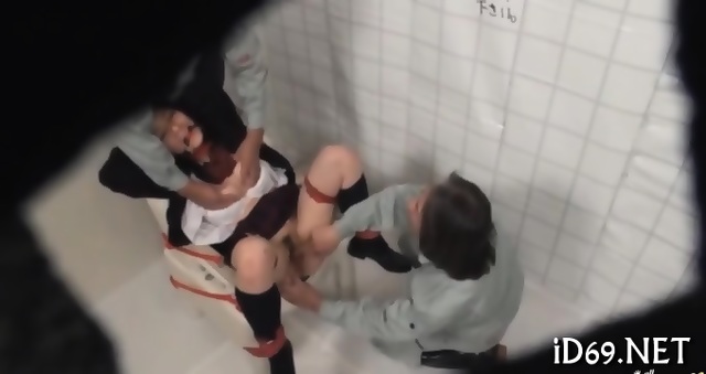 Gorgeous Babes Raucous Gangbang