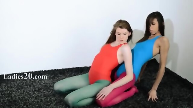 Hairy Lesbians In Nylon Pants Makinglove