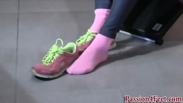 Bare Feet At The Gym