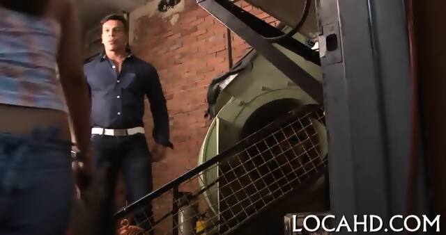 Lesbians Play With Wet Cameltoes