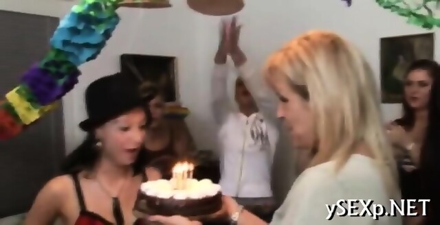 Hot Ladies Get Pleased To Max