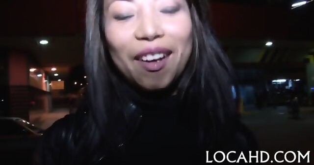 Juicy Lesbians Start Hot Session