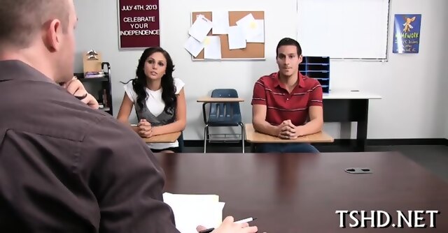 Schoolgirls Playing Dykes