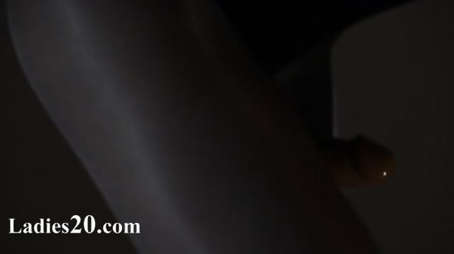 Babe Love Teasing With Strap Om