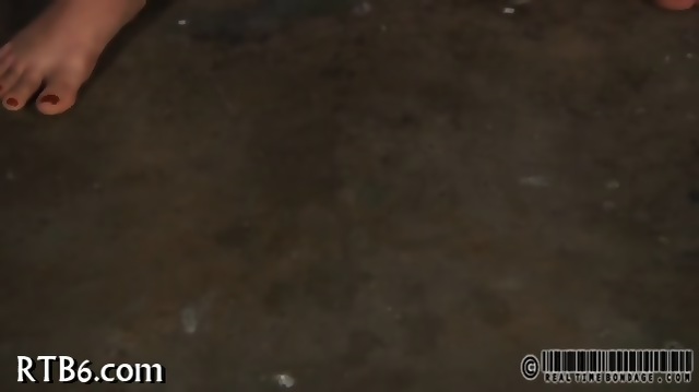 Hot Slave Delights With Oral Sex