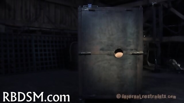 Demeaning A Chained Beauty