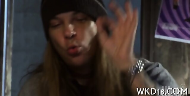 Pretty Man Fucks Sexy Gal