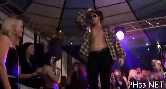 Explicitly Hot Orgy Delight