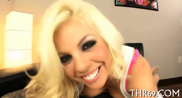 Sizzling Hot Cock Sucking Delight