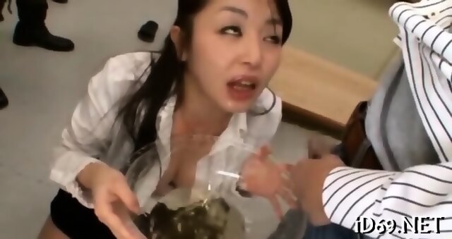 Deep Pleasuring For Horny Preggo