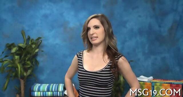 Leggy Hottie Bounces On Dick