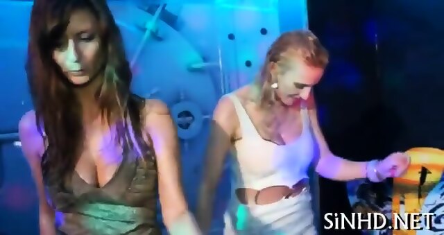 Random Pussies Sampling