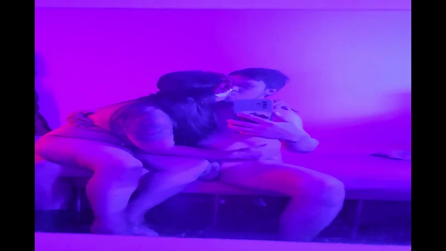 COGIENDO SIN CONDON CON MI PUTA MADURA