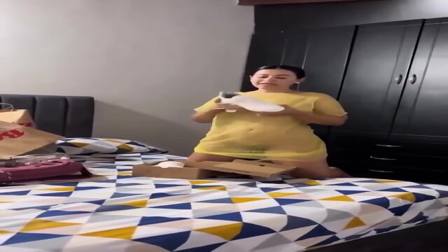 MARLBOROQUEENSEX - TANTE LINGERIE KUNING TRANSPARAN