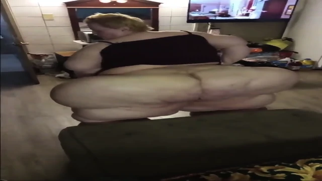 Ssbbw Pear-Bobby Jo Ass Shake