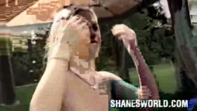 Shanes World -cool orgy poolside