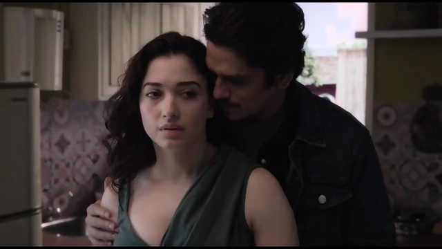 Indian Actress Tamanna Bhatiya Sex scene