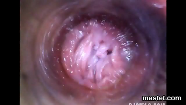 Spicy czech cutie gapes her wet vulva to the strange