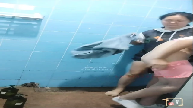 ææ°´æ¸¸æ³³é¦å¥³å®¾æ¢è¡£æ·æµ´å®¤åé¨çå®æå ç¯è¥çç¦åç§èº«æå°å§å§éä¸½è´ä½ 06