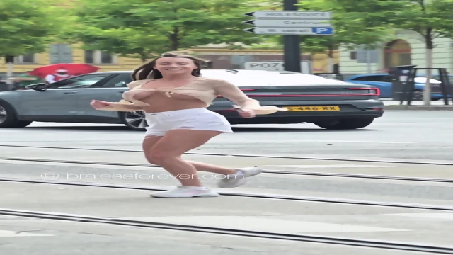 BralessForever - Big bouncy tits in public