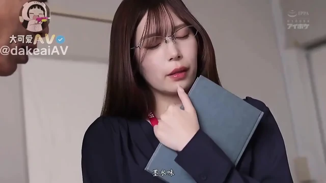 JOVENCITA JAPONESA DE TETAS PEQUEÃAS 45