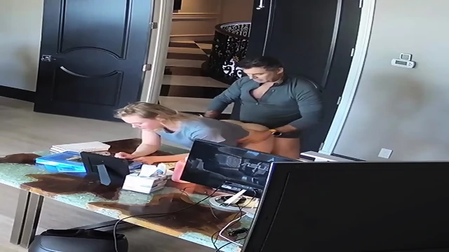American businessman has sex with his secretary