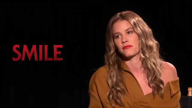 Sosie Bacon BALLBUSTING KICK in the balls