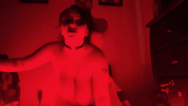 Red Lighting Seduction With Orgasmic Big-Bodied Couple