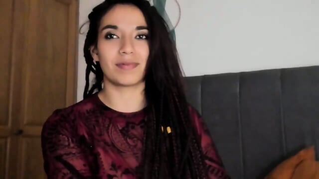 Hot pretty big booty ass young milf solo on cam