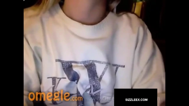 Young Blonde Pierced Nipples Masturbating