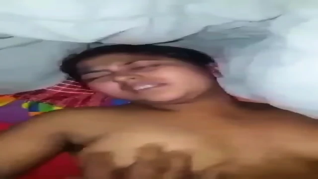 Viral couple on bed.Romantic sex momemnt 🥵