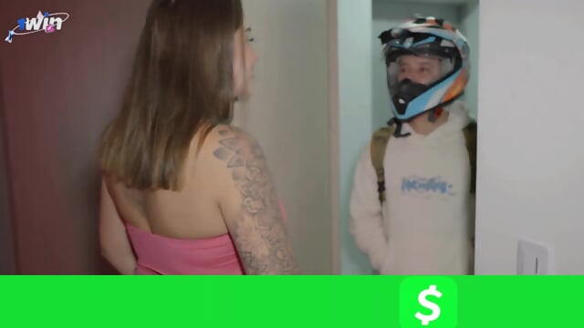 food delivery boy with sara