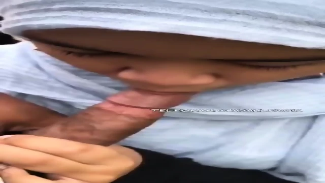 Skandal tudung biru sepong kontol part 2