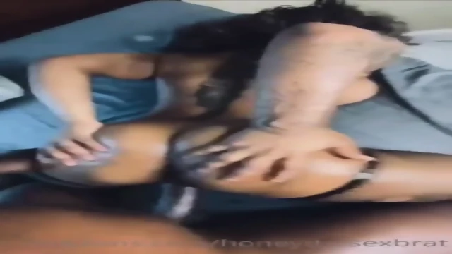 Ebony backshots: Google link to 200 of her videos, enjoy fellas => https://rentry.co/q9hzwv8v