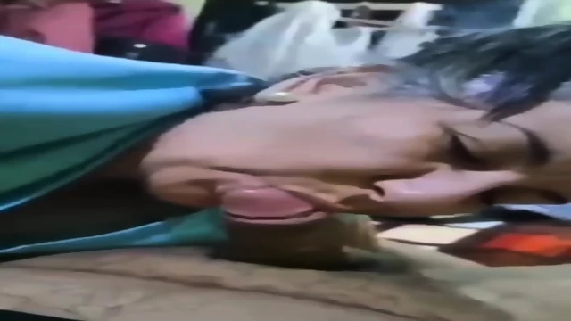 Paraguaya Mamando POLLA