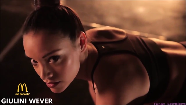 Catwoman nut punch BALLBUSTING 2 nutshots Krisondra Daigneault, Giulini Wever