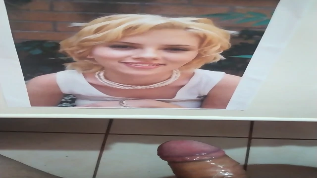 Scarlett Johansson Cum Tribute Facial