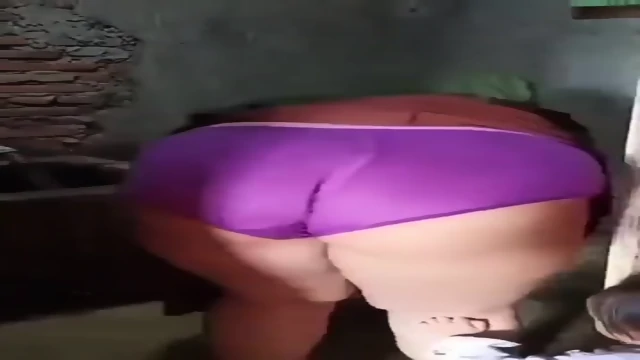 MARLBOROQUEENSEX - BOKONG IBU LAGI NYUCI