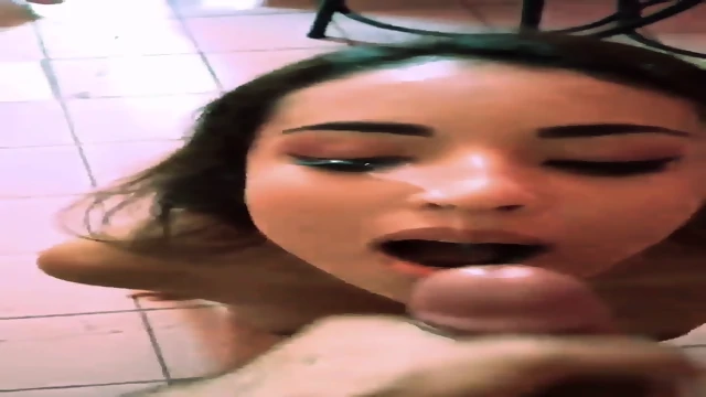 Porra Na Cara Da Novinha