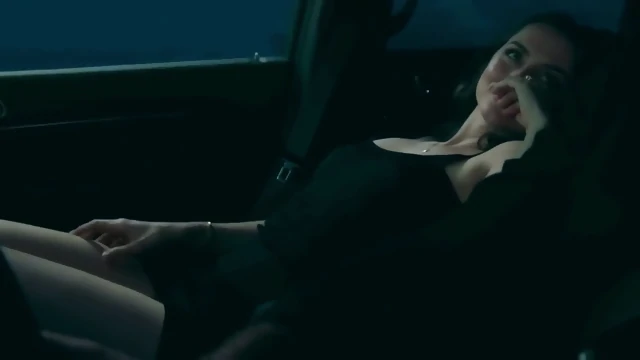 Taurus Women - Ana de armas - Masturbation