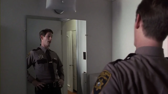 Needffull.Thiingss.1993.Movv vie