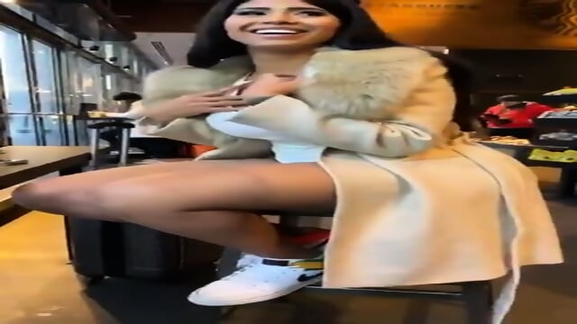 Ebony babe: Direct Google Drive Folder Link, 137 Of Her Videos, Enjoy Boys => Https://rentry.co/ugvn492w